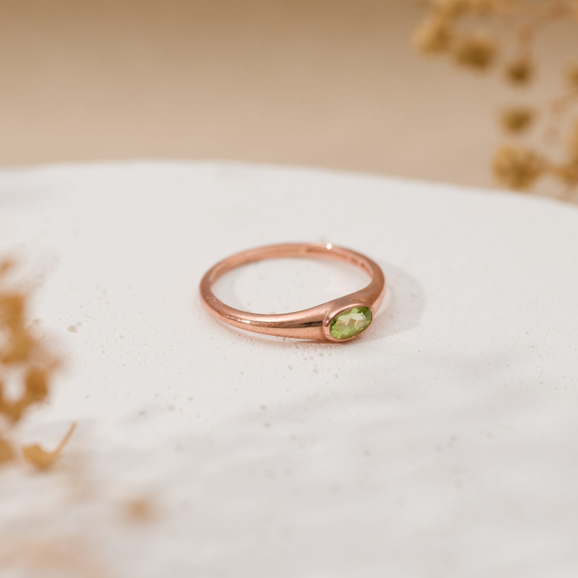 925 Ayar Gümüş Rose Kaplama Yeşil Zirkon Taşlı Minimalist Yüzük